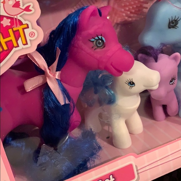 Little Wonder Ponies Set of 4 New in Box - Picture 8 of 8